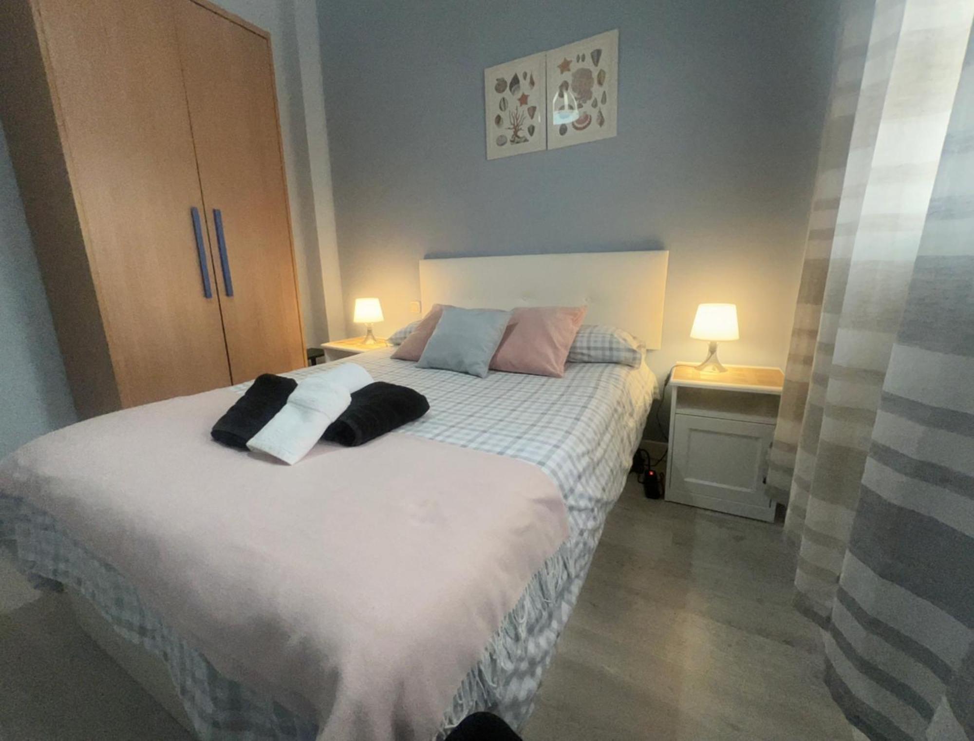 Ferienwohnung Retiro, Atocha, Paseo Del Prado. Pacifico Madrid 28007. Exterior foto